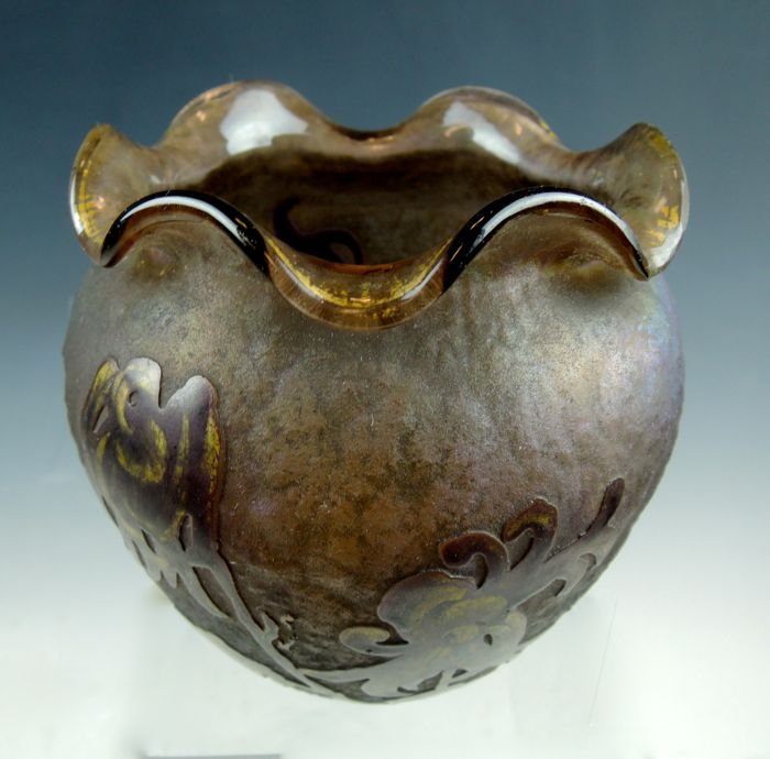 Daum Nancy Cameo Glass Iris Vase (1 of 4)