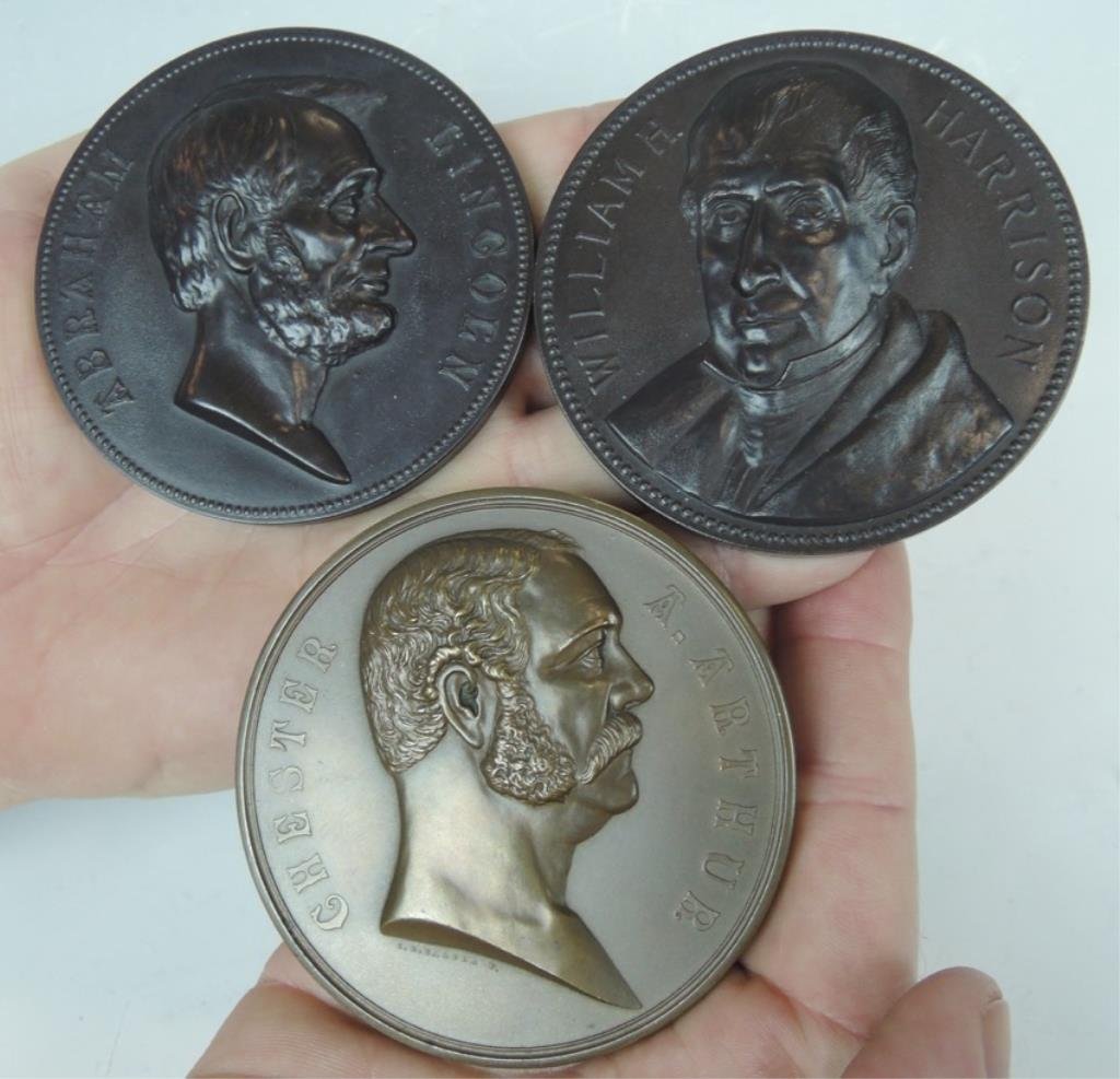 3 Bronze Presidential Medals: 3 Bronze Presidential Medals Three bronze commemorative medals of American presidents William Harrison, Chester A Arthur and Abraham Lincoln. 3" diameter. Start Bid $100