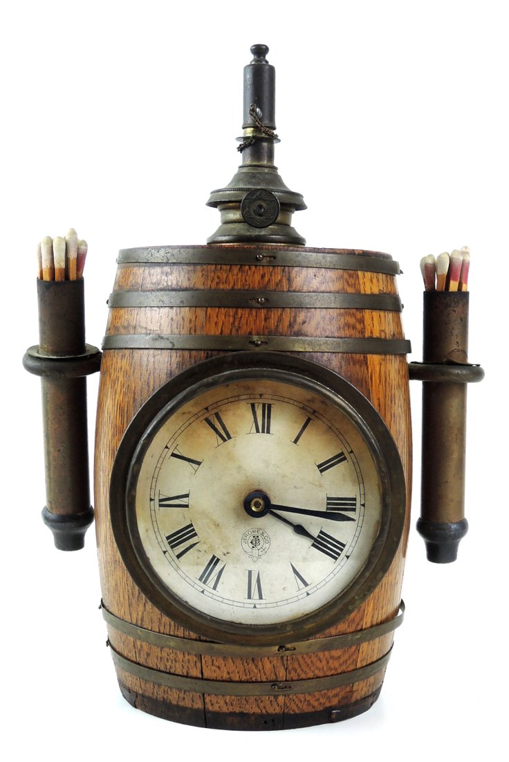 Clock in Wooden Barrel Cigar Lighter (1 of 4)