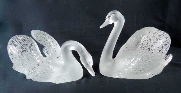 Pair Lalique Crystal Swans: Pair Lalique Crystal Swans-Two Lalique swans, frosted and clear crystal with beautifully decorated wings, signed "Lalique France" in script, height 9.675" x 12.5" long, very good condition*detailed co