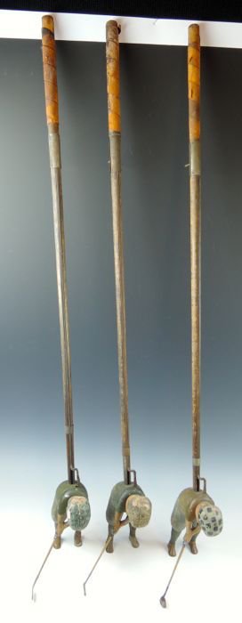 Schoenhut Indoor Golf Toy (1 of 7)