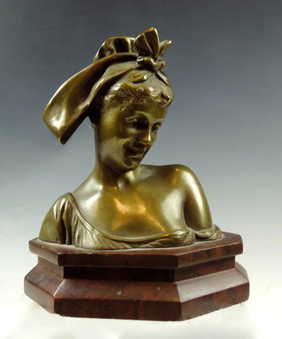 Bronze Bust of a Lady sgd Obiols (1 of 4)