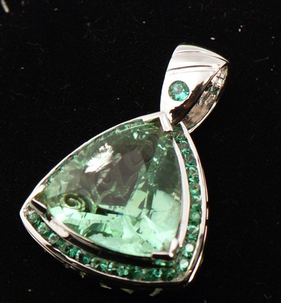 Certified Estate 14k Gold Pendant Set w. Colombian: Certified Estate 14k Gold Pendant Set w. Colombian Emeralds 34mm, 12.70 grams (Custom-Made)