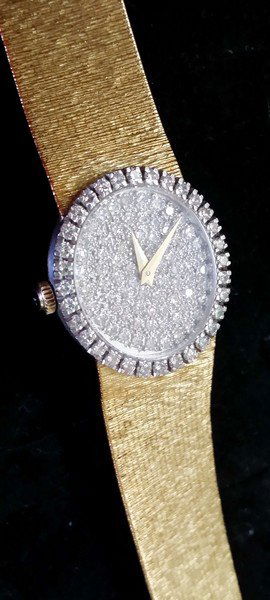 Vintage Baume & Mercier 18K Gold & Diamond Watch (1 of 10)