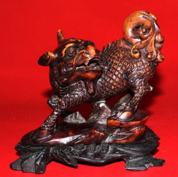 Ancient Chinese Jade Sculpture on Stand (Foo Dog), 5" (1 of 6)