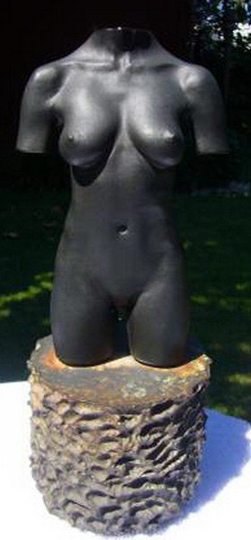 Robert Graham Bronze Sculpture "MOCA TORSO": Robert Graham's "MOCA TORSO". Work date: 1992-1995 Medium: Cast bronze. Size: H: 27cm x W: 11.5cm / H: 10.63" x 4.53 inches. This piece is in excellent condition. Dimensions: Size: H: 27cm x W: 11.5cm