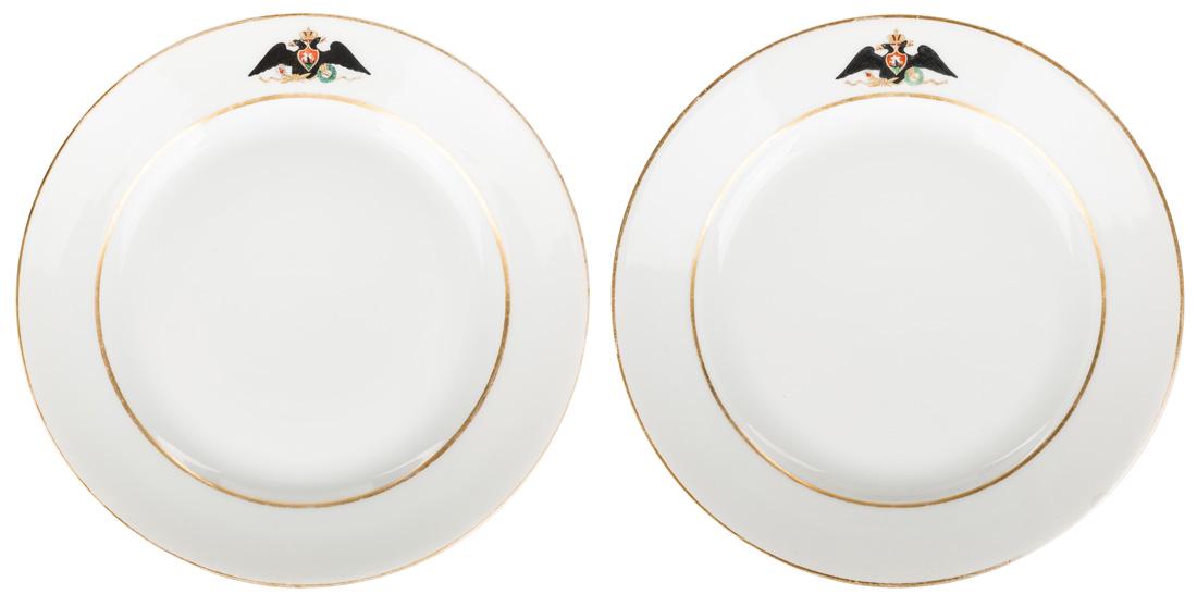 A PAIR OF RUSSIAN IMPERIAL PORCELAIN PLATES FROM THE (1 of 6)