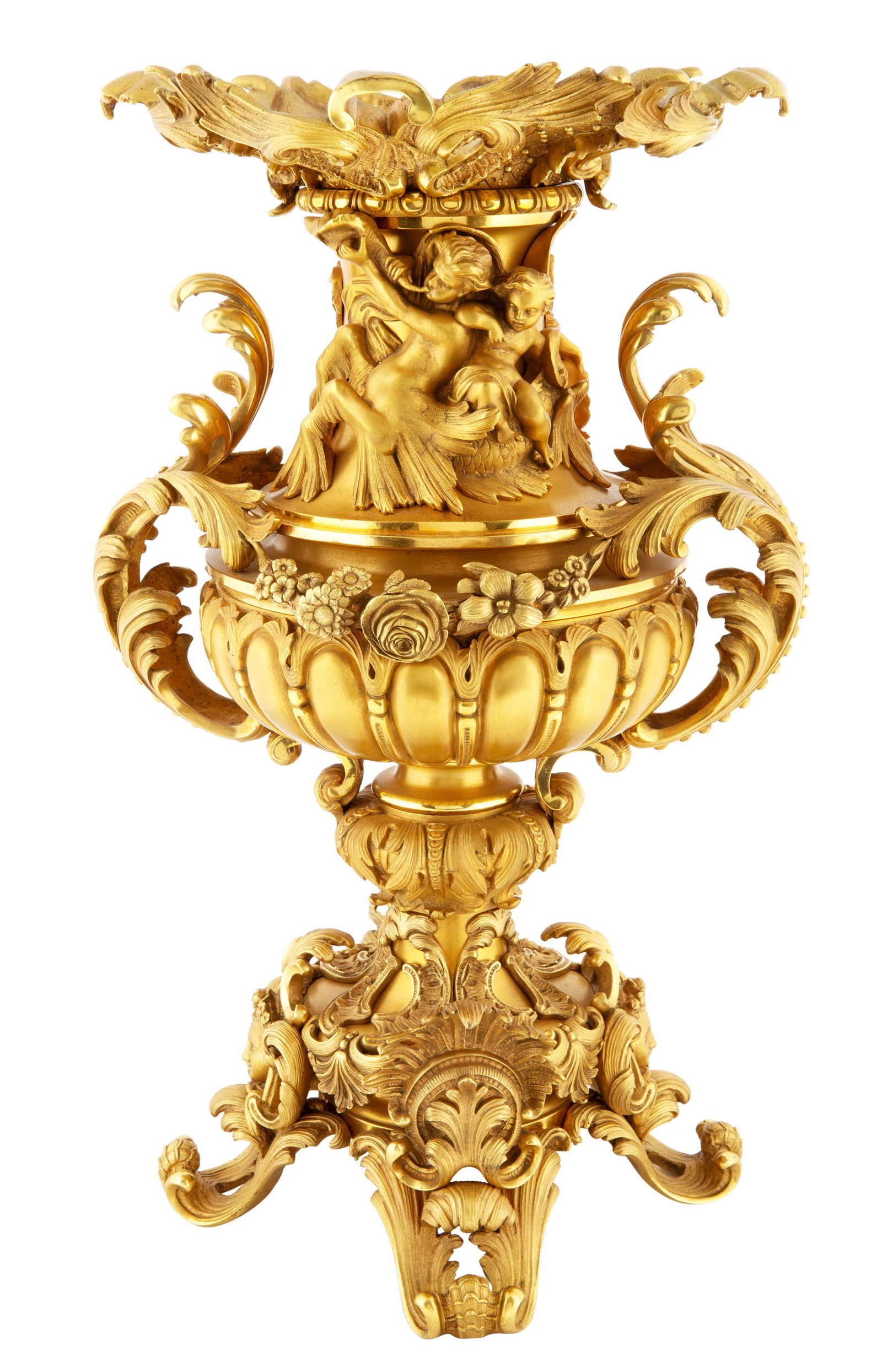 AN IMPRESSIVE FRENCH ORMOLU URN, 19TH CENTURY (1 of 1)