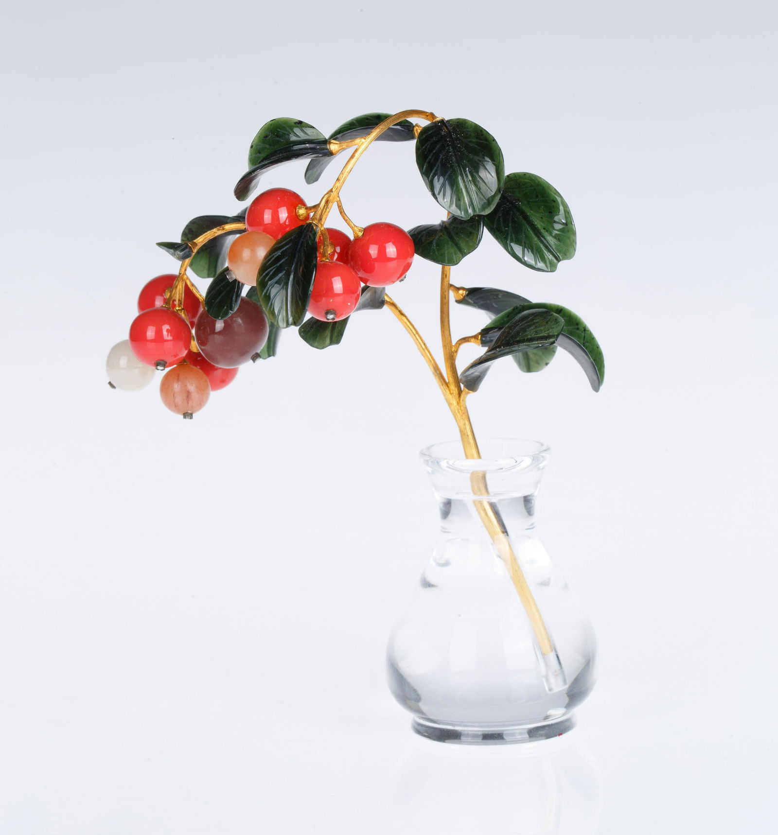 A FABERGE-STYLE 'HOLLY' STUDY (1 of 2)