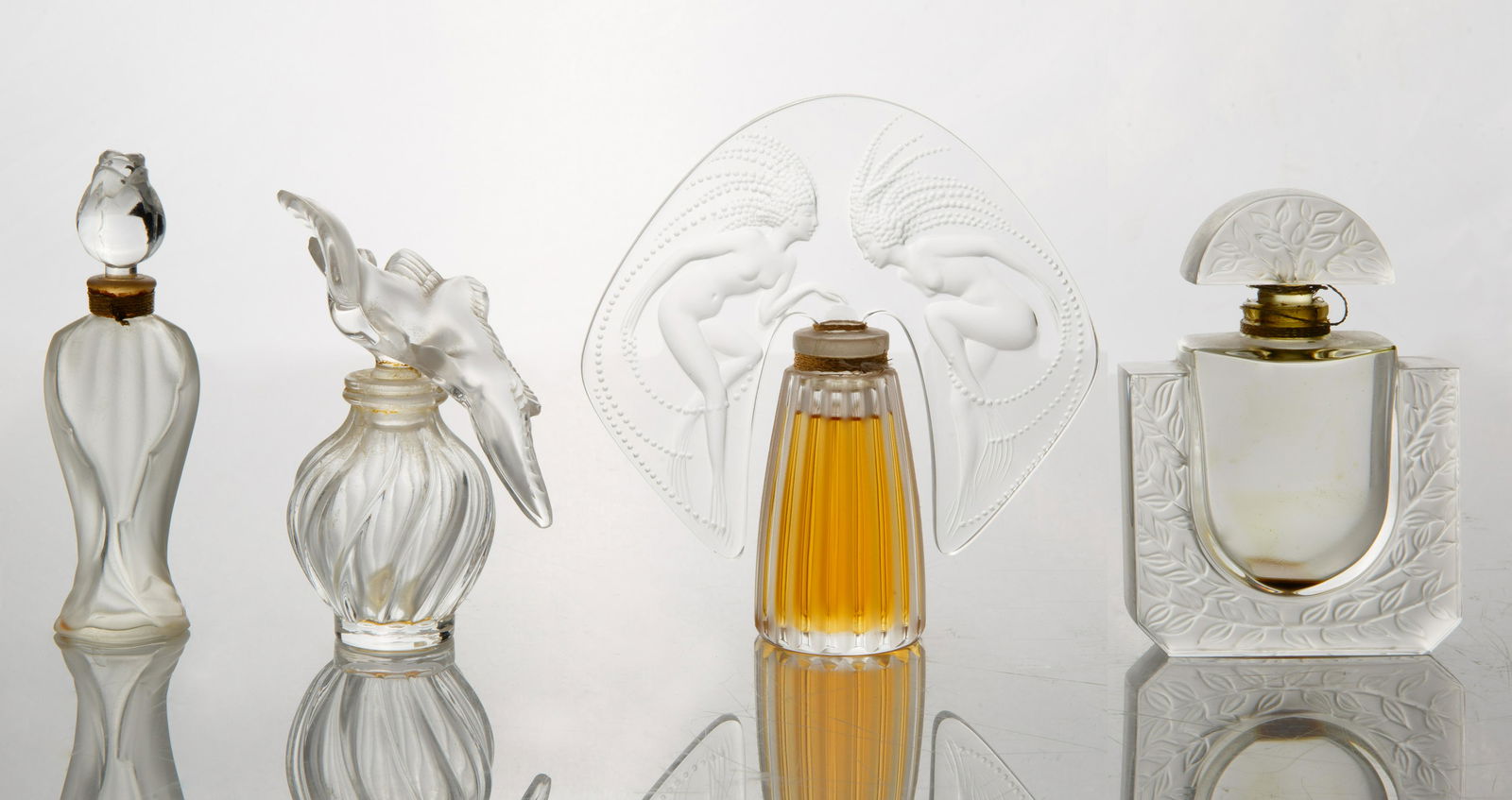 GROUP OF FOUR LALIQUE STYLE PERFUME BOTTLES (1 of 2)