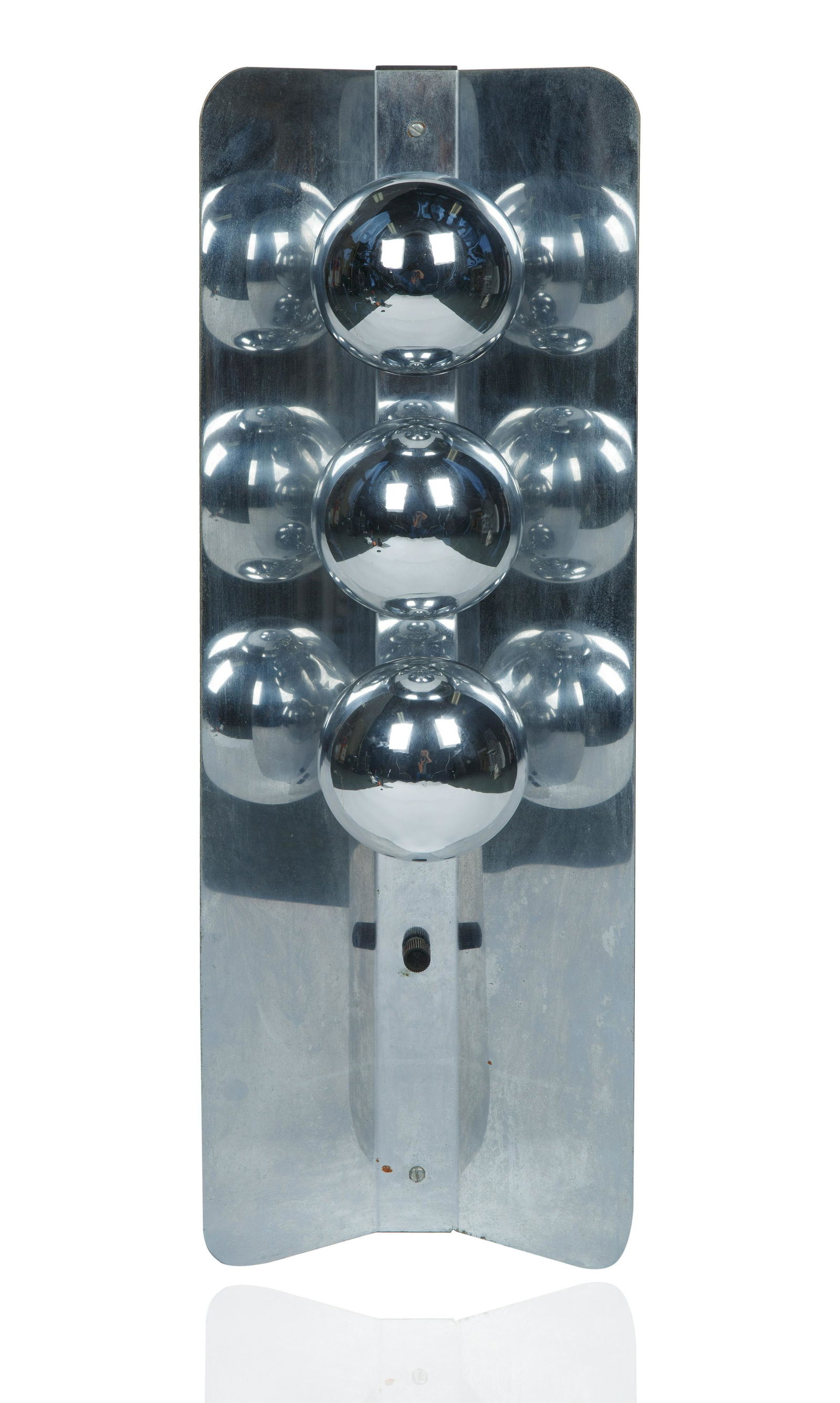 MID-CENTURY CHROME TABLE LAMP (1 of 3)