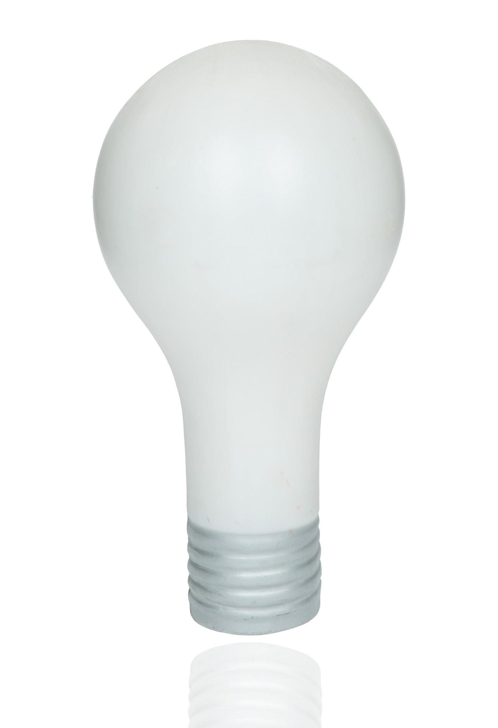 A VINTAGE POP-ART PLASTIC LIGHT FORMED AS A LIGHT BULB (1 of 4)