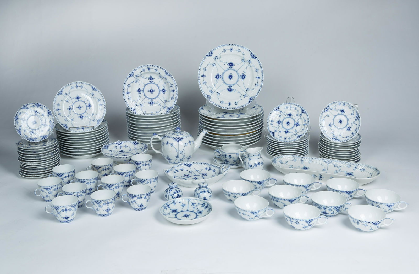 VINTAGE ROYAL COPENHAGEN 105-PIECE PORCELAIN SERVICE SET (1 of 1)
