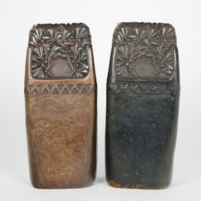 A PAIR OF BRONZE VASES BY GUSTAV GURSCHNER (AUSTRIAN 1873-1970) FOR KUNST_ERZGIESSEREI, 1903