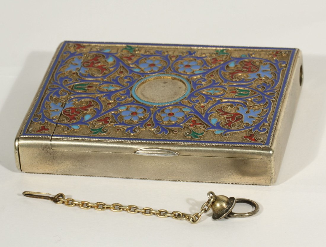 GRAHEV ANTIQUE RUSSIAN SILVER AND CLOISONNE ENAMEL VEST: A GILT SILVER AND CLOISONNE ENAMEL GRACHEV VESTA CASE, ST. PETERSBURG, LAST QUARTER OF THE 19TH C., of rectangular shape, the gilt silver body with scrolling, flowering ivy in shades of blue enamel wi