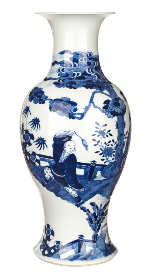 A BLUE-AND-WHITE PORCELAIN KANGXI STYLE VASE (1 of 5)