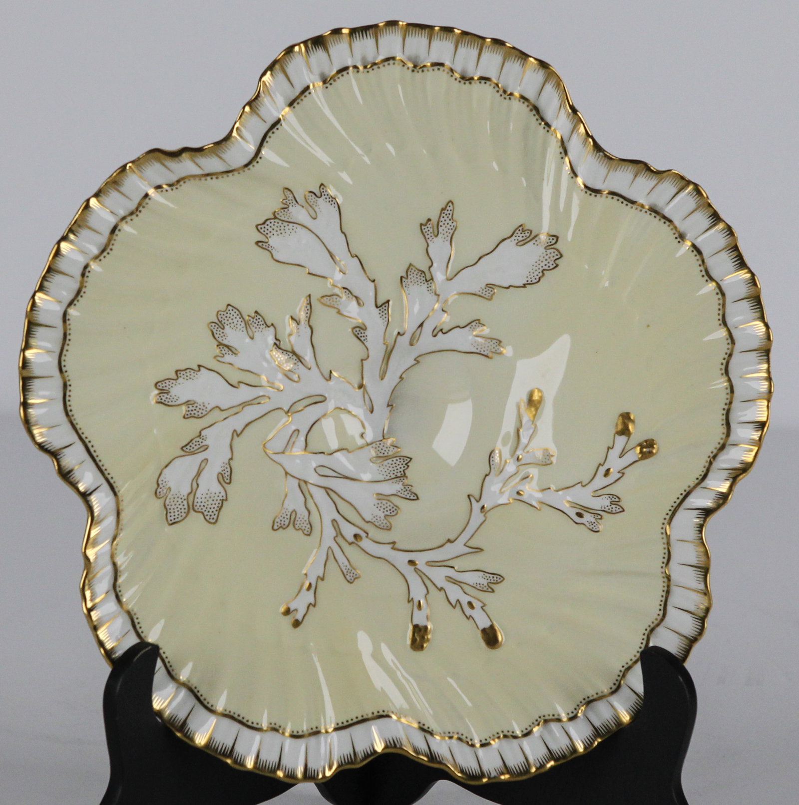 Tiffany Ivory & Gold Coral Reef Oyster Plate: Tiffany Ivory & Gold Coral Reef Oyster Plate 19th c. Brownfieldâ€™s / 9.5 in / (stand not included)