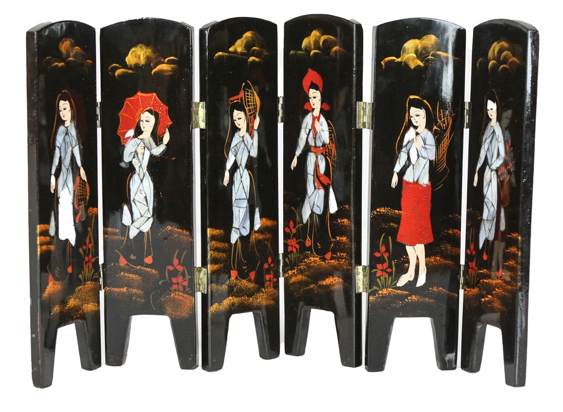 Vintage Asian Table Screen (1 of 2)