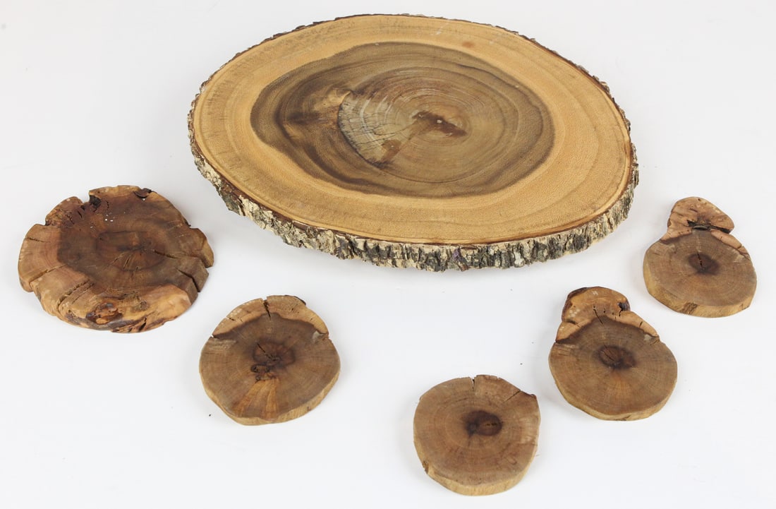 Lot of 5 Wood Coasters and Wood Stand: Lot of 5 Wood Coasters and Wood Stand / 2 x 14 x 12 in stand / 3 lbs Our auction will feature a dedicated chat room, accessible independently of our main site, designed to assist you with any inquirie