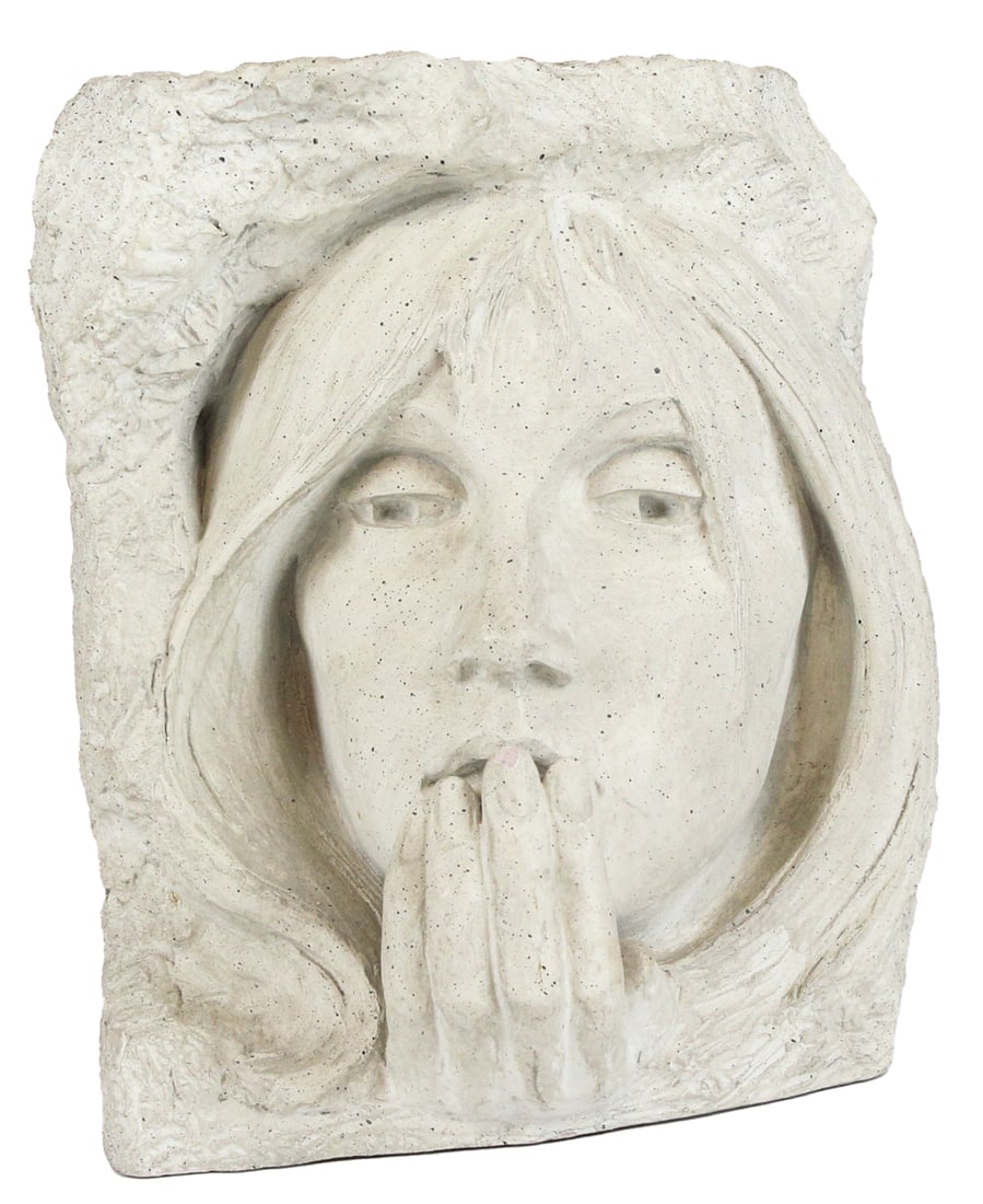 Plaster Sculpture “ The Whisperer?? by David Fisher: Plaster Sculpture “ The Whisperer” by David Fisher / 11 x 9 x 6 in / 7 lbs Our auction will feature a dedicated chat room, accessible independently of our main site, designed to assist you wit