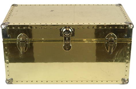 Vintage Hollywood Regency Brass Storage Trunk: Vintage Hollywood Regency Brass Storage Trunk / no keys / 17 x 31 x 16 in / 44 lbs Our auction will feature a dedicated chat room, accessible independently of our main site, designed to assist you wit