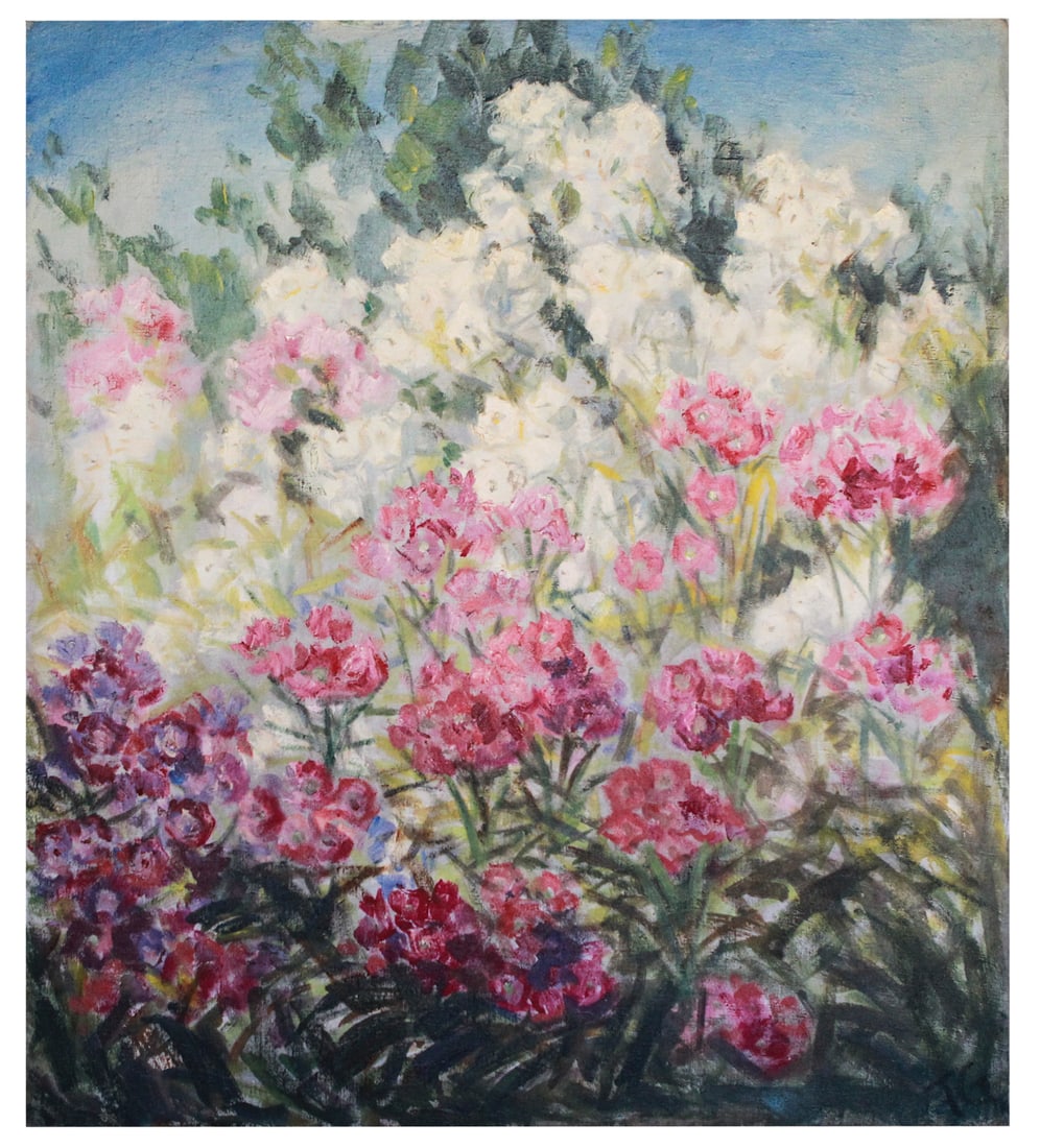 Starzhenetskaya / Garden Flowers (1 of 7)