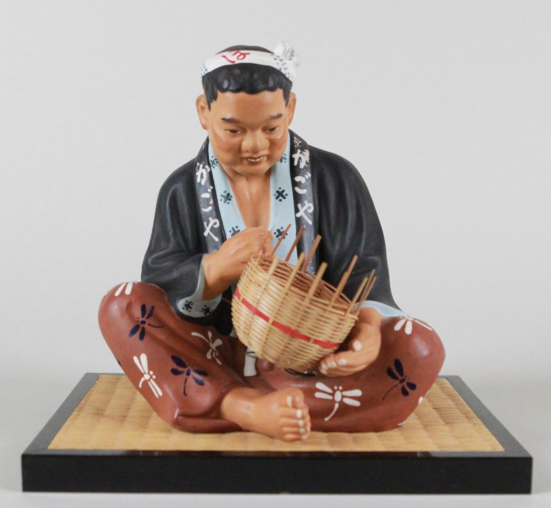 Vintage Japanese Hakata Urasaki Doll Master Basket Weaver Statue (1 of 5)
