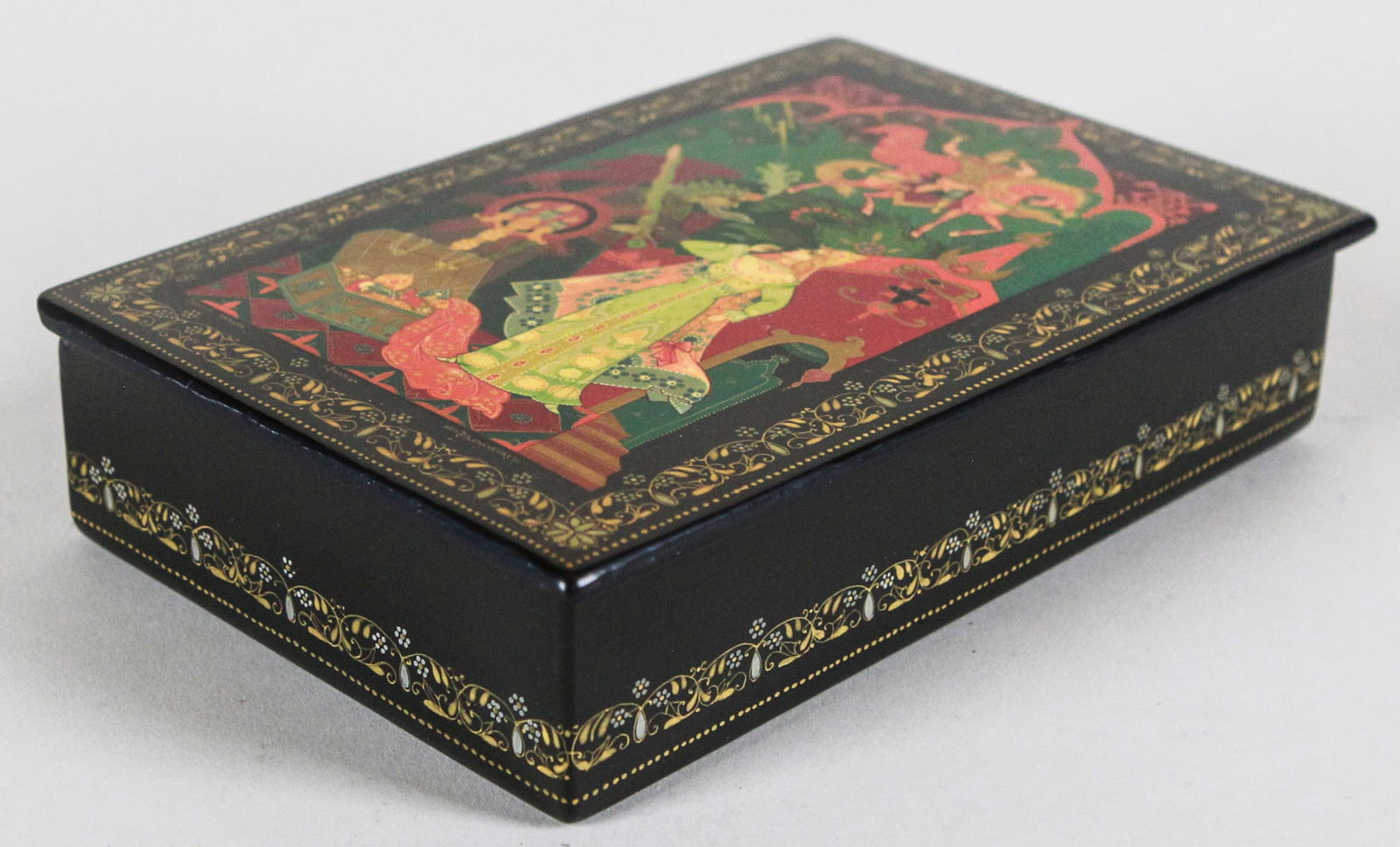 Vintage Russian Hand-Painted Lacquer Box (1 of 6)