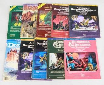 Lot of 10 Dungeons & Dragons Magazines Classic Issues for Enthusiasts