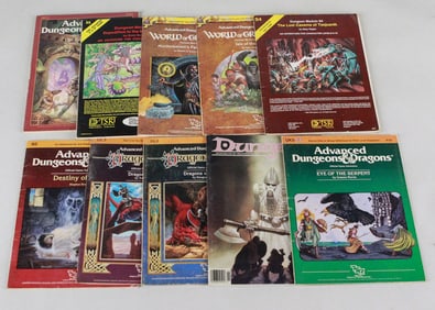 Lot of 10 Dungeons & Dragons Magazines Classic Issues for Enthusiasts