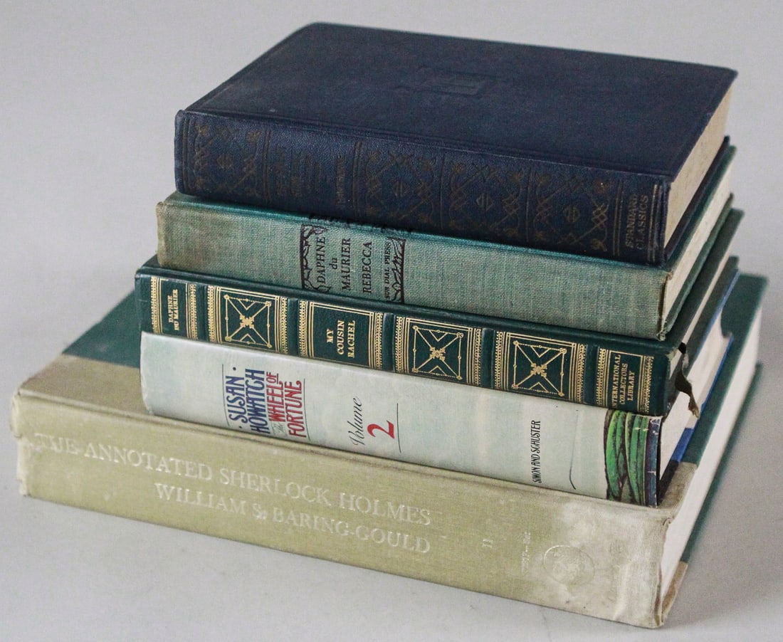 Lot of 5 Vintage and Classic Books including The Annotated Sherlock Holmes (1 of 1)
