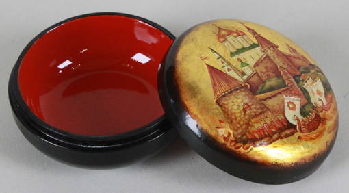 Vintage Russian Hand-Painted Lacquer Box (1 of 4)