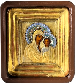 1800s Russian icon depicting the Mother of God and Child