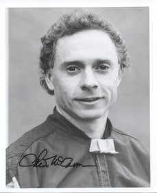 Chris McCarron / Signed 8x6 Black-and-White Jockey Portrait