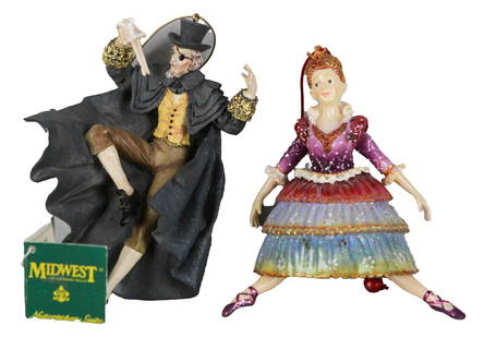 Set of 2 Porcelain Ornaments – Ballerina & Nutcracker Suite Character by Midwest: This charming set includes two hand-painted porcelain holiday ornaments from Midwest of Cannon Falls, inspired by Tchaikovsky’s beloved “Nutcracker Suite.” The first ornament features a