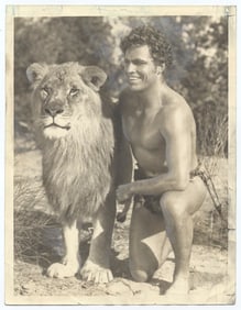 Buster Crabbe with Lion – Original 1933 “King of the Jungle” Archive Photo