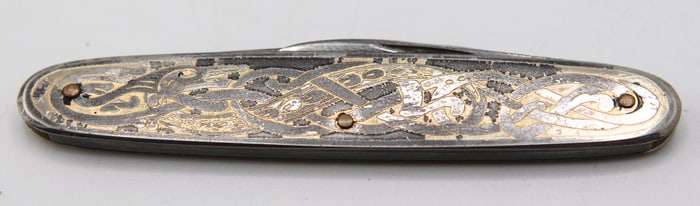 Vintage Etched Viking Motif Dual-Blade Pocket Knife
