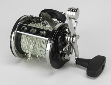 Penn Jigmaster 500 Fishing Reel (60 lb) with Super High Speed Manual