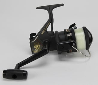 Shimano AX 400S 15lb Spinning Reel with Manual