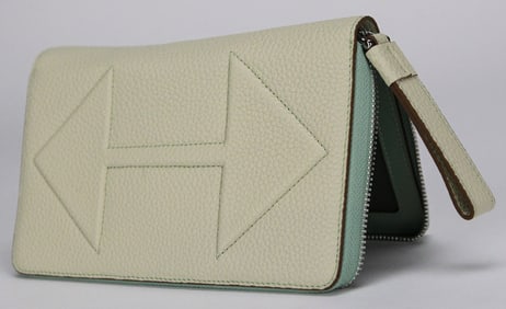 Urbano Cardinale Italian Calf Leather Zip-Around Wallet in Cream & Mint