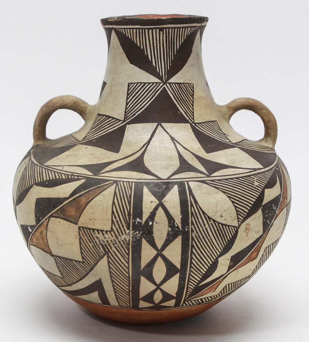Early 1900s Native American Pueblo Polychrome Pottery (1 of 8)