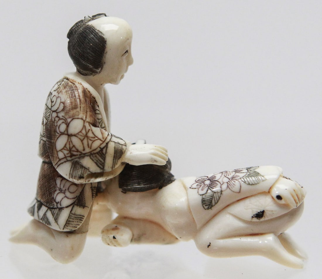 Vintage Japanese Erotic Shunga Netsuke Carvings (1 of 9)