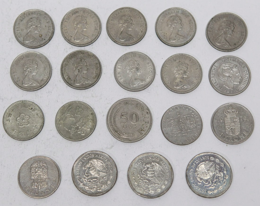 Lot of 19 Assorted World Coins: Collection of 19 assorted world coins representing several countries and denominations. The lot includes Hong Kong One Dollar coins featuring Queen Elizabeth II, Danish kroner, Singapore 50 Cents,