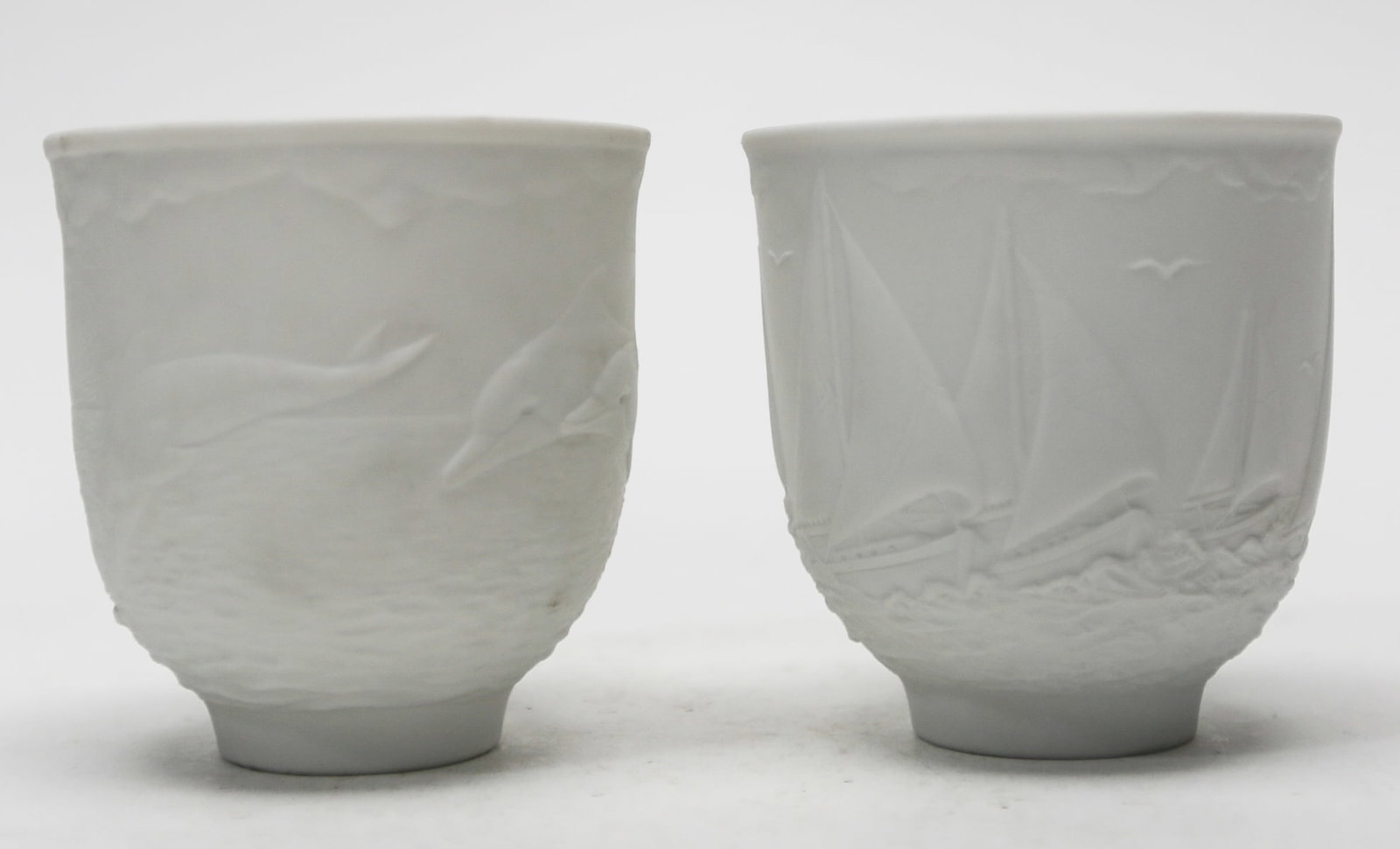 Pair of Lladro Collectors Society Porcelain Votive Cups (1 of 4)