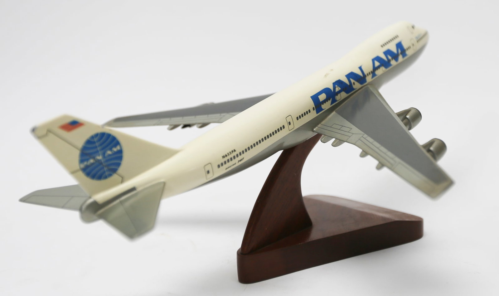 Pan Am Boeing 747 Display Model Plane - 2