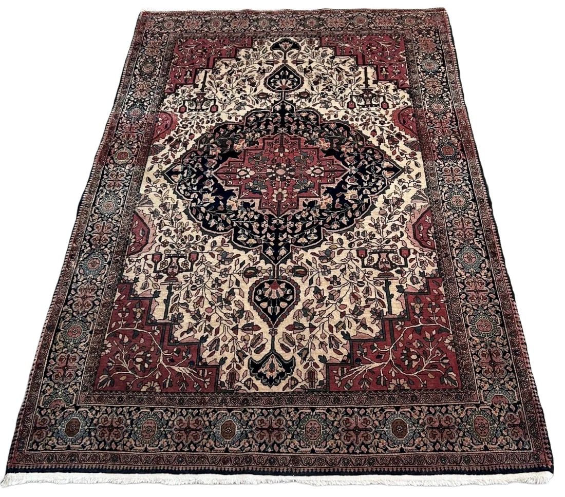 Antique Persian Sarouk Feraghan Rug (1 of 4)