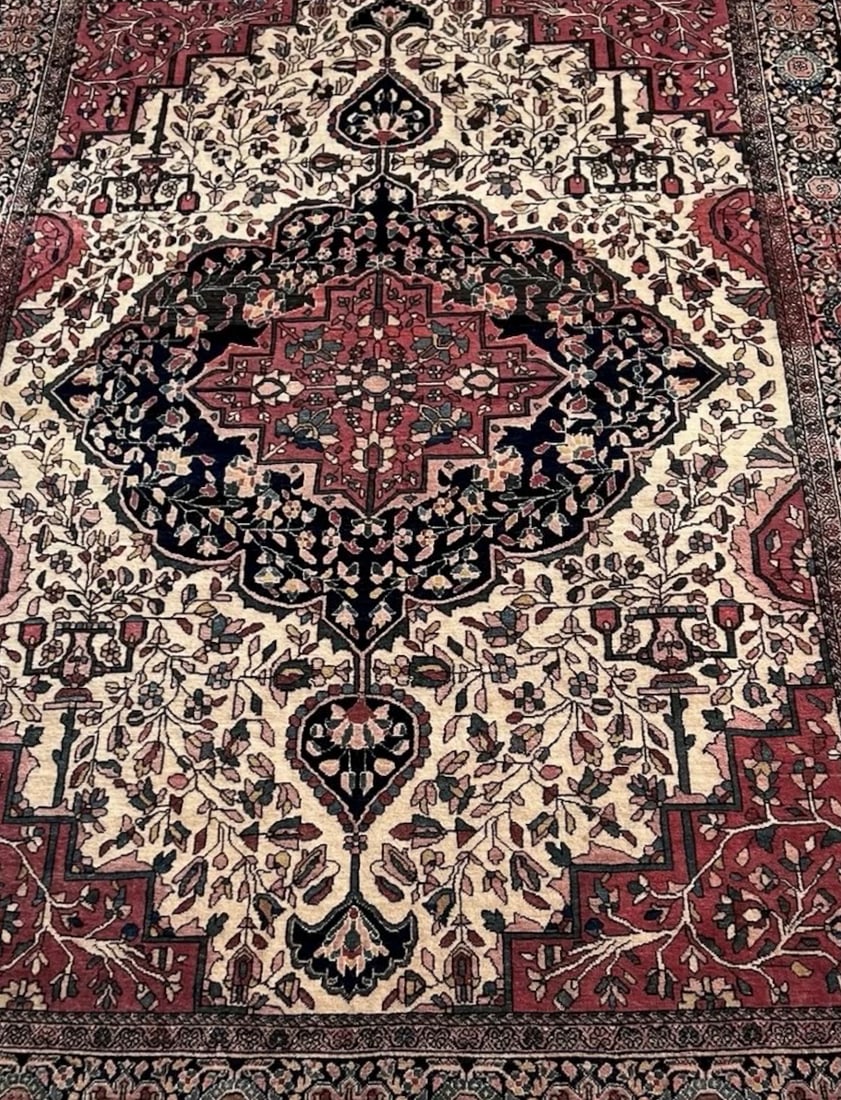 Antique Persian Sarouk Feraghan Rug - 2