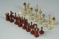 16: A mid 19th century bone Anglo Indian chess set, Kin