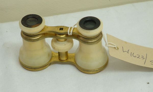 negretti and zambra opera glasses