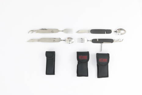 Lot of 4 Pocket Knives: Lot of 4 pocket knives, with fork and spoon, 4 pcs, 3 of them with Cordura. pocket. Condition: B